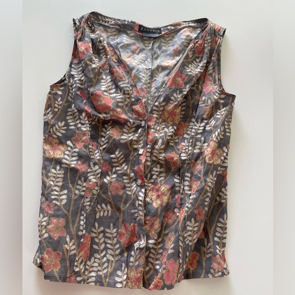Sleeveless top